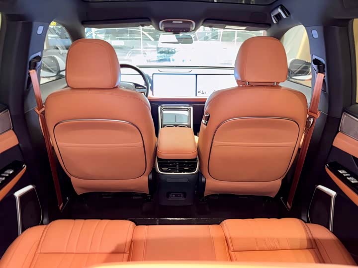 Фото 21 - XPeng G9