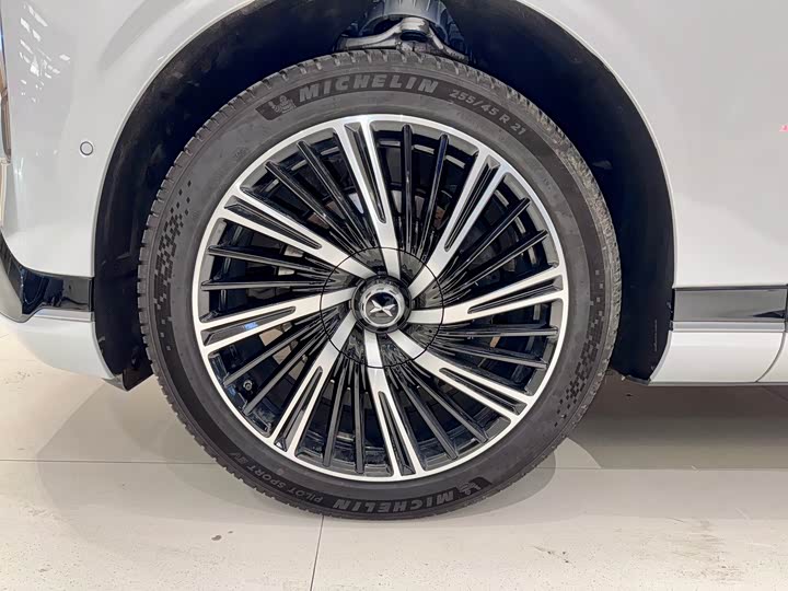 Фото 23 - XPeng G9