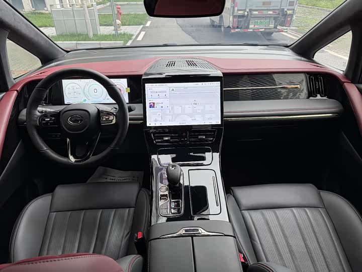 Фото 12 - GAC Trumpchi M8