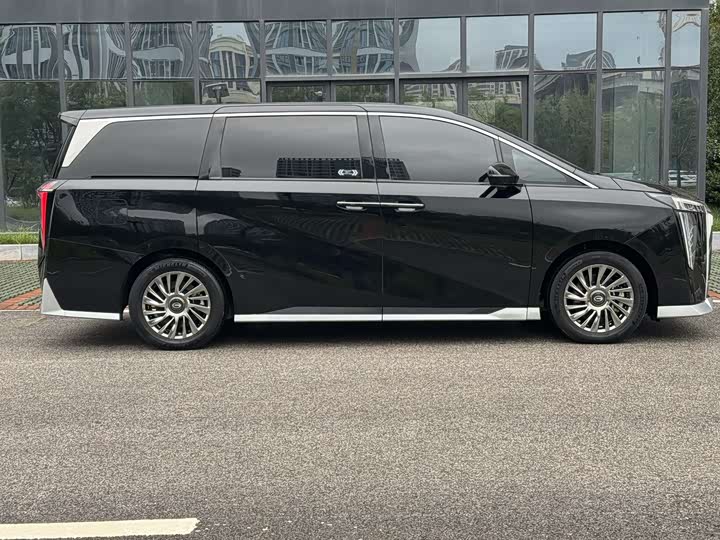 Фото 5 - GAC Trumpchi M8