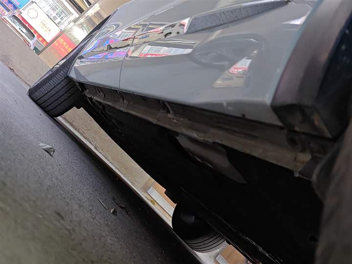 Фото 22 - Geely Monjaro