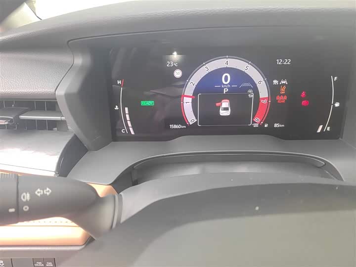 Фото 5 - Toyota Camry