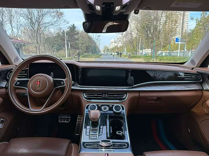 Фото 5 - Hongqi H9