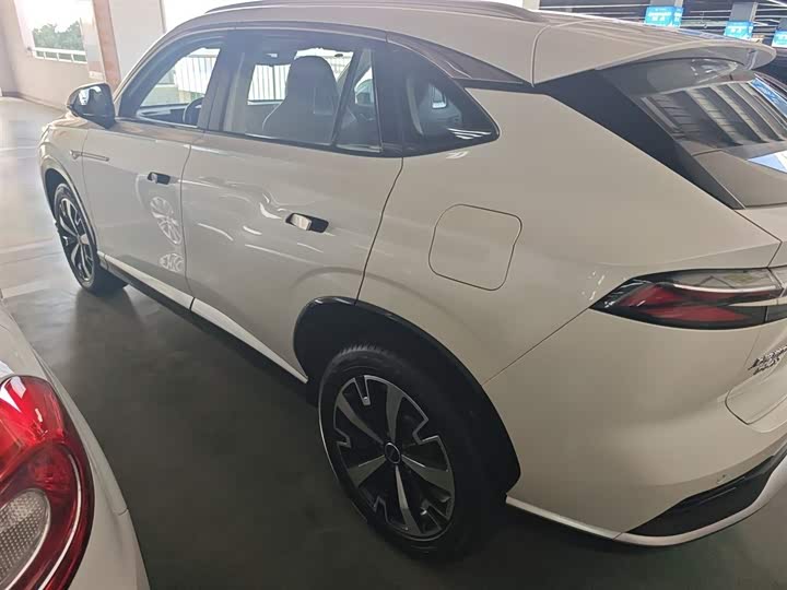 Фото 5 - Roewe D5X DMH