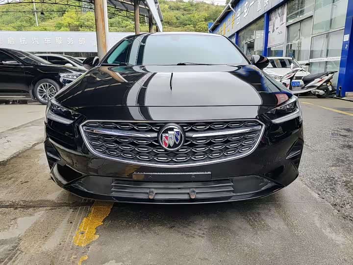 Фото 2 - Buick Regal