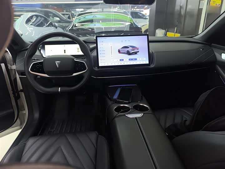 Фото 10 - Changan Deepal SL03