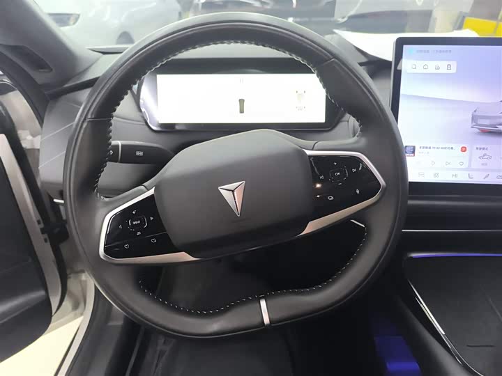 Фото 11 - Changan Deepal SL03