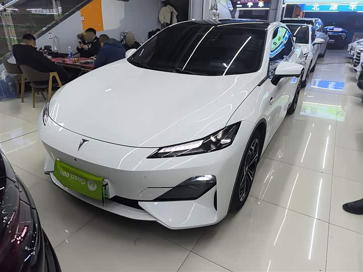 Фото 2 - Changan Deepal SL03