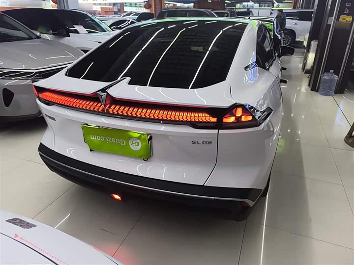 Фото 6 - Changan Deepal SL03