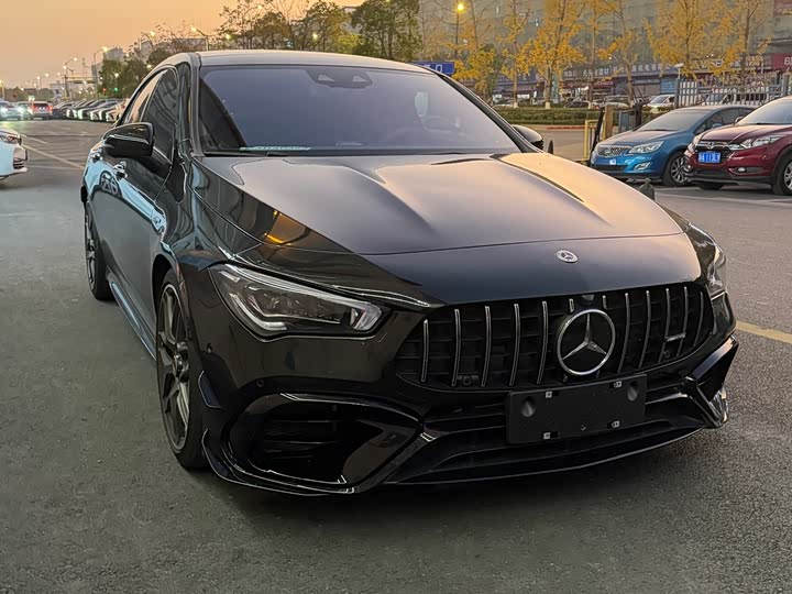Фото 2 - Mercedes-Benz CLA-Class AMG