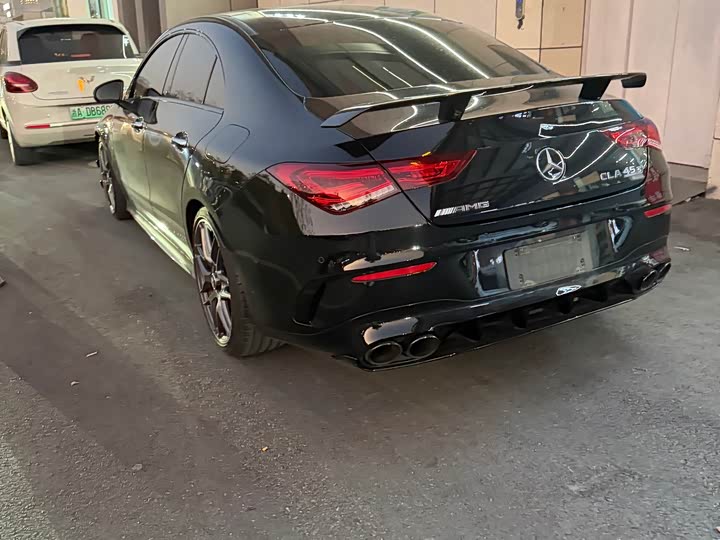 Фото 6 - Mercedes-Benz CLA-Class AMG