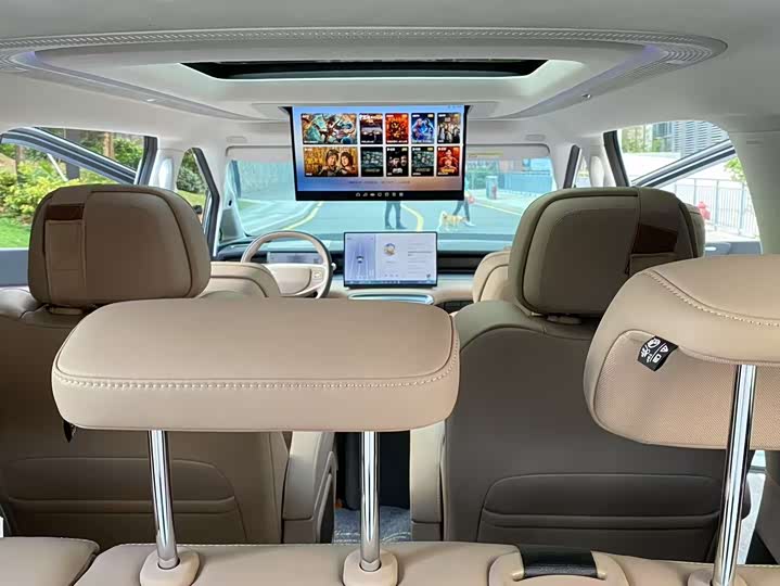 Фото 4 - XPeng X9