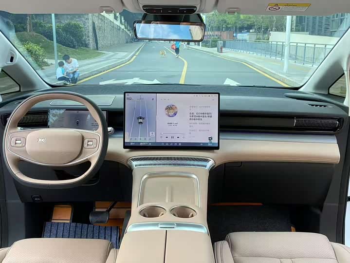 Фото 5 - XPeng X9