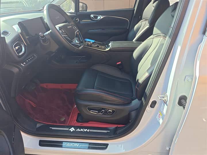 Фото 12 - GAC Aion V