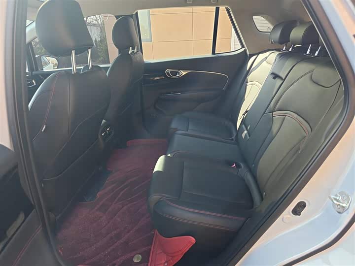 Фото 13 - GAC Aion V