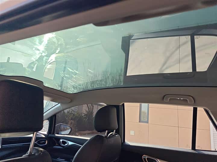 Фото 4 - GAC Aion V