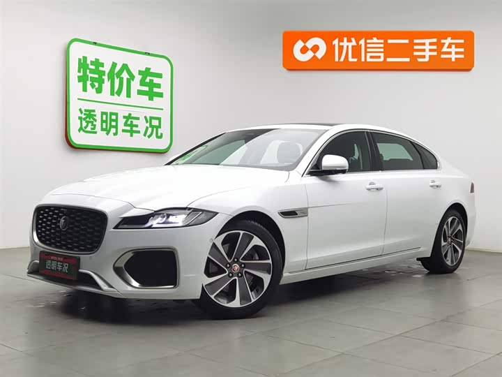 Фото 1 - Jaguar XF L