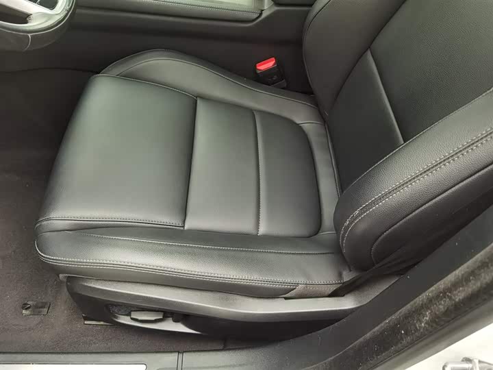 Фото 20 - Jaguar XF L