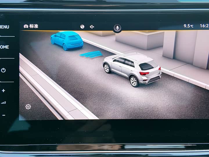 Фото 18 - Volkswagen T-Roc