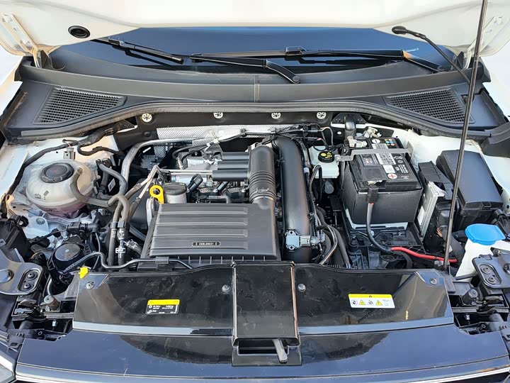 Фото 21 - Volkswagen T-Roc