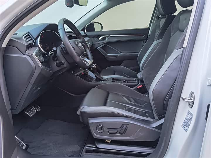 Фото 13 - Audi Q3 Sportback