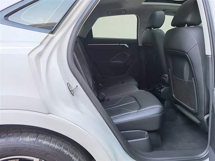 Фото 27 - Audi Q3 Sportback