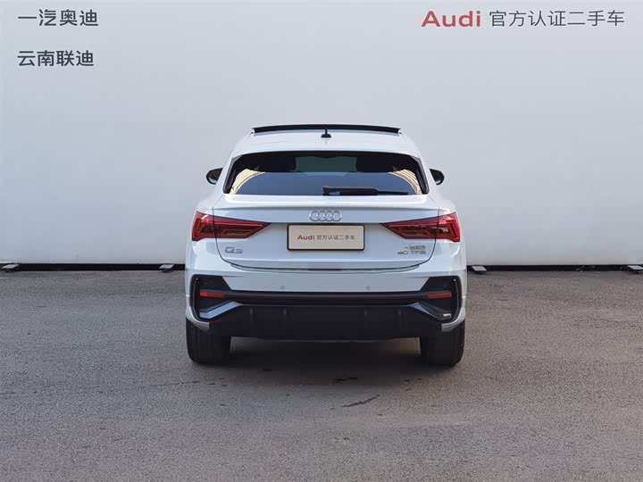 Фото 6 - Audi Q3 Sportback