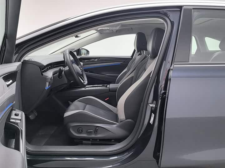 Фото 10 - Volkswagen ID.7 Vizzion