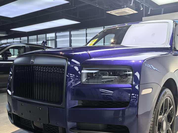 Фото 7 - Rolls-Royce Cullinan