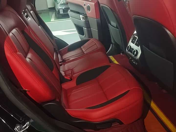 Фото 8 - Land Rover Range Rover Sport