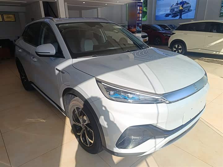 Фото 4 - BYD Yuan Plus