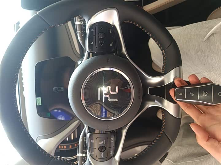 Фото 9 - BYD Yuan Plus