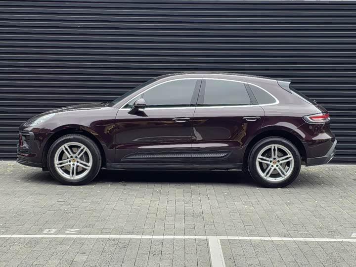 Фото 2 - Porsche Macan