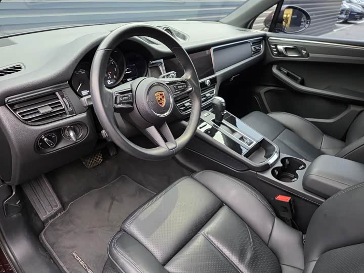 Фото 8 - Porsche Macan