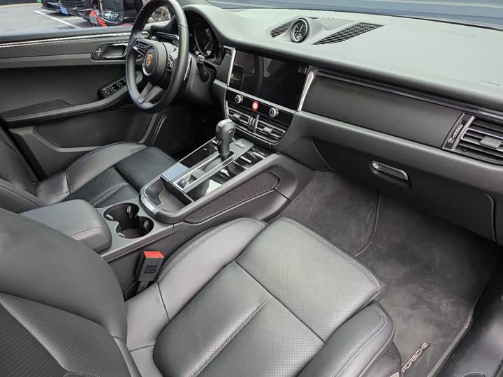 Фото 9 - Porsche Macan