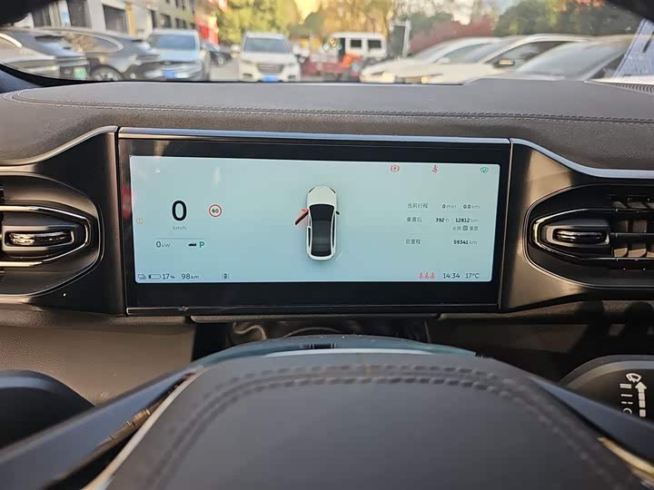 Фото 12 - Nio EC6