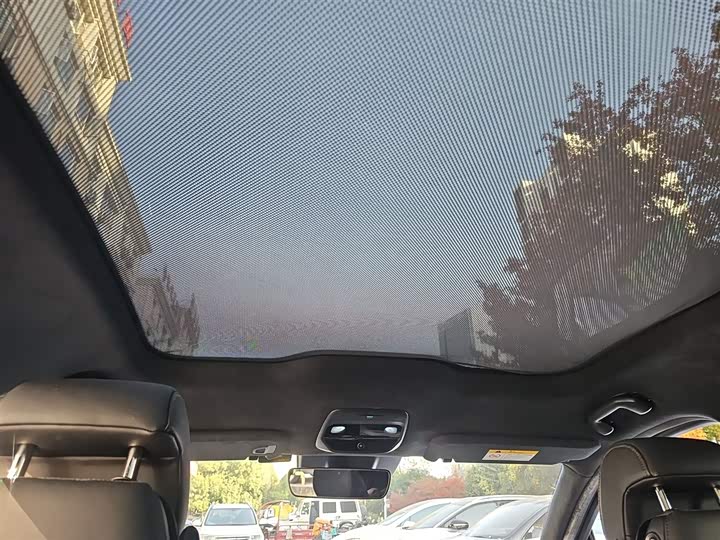 Фото 18 - Nio EC6