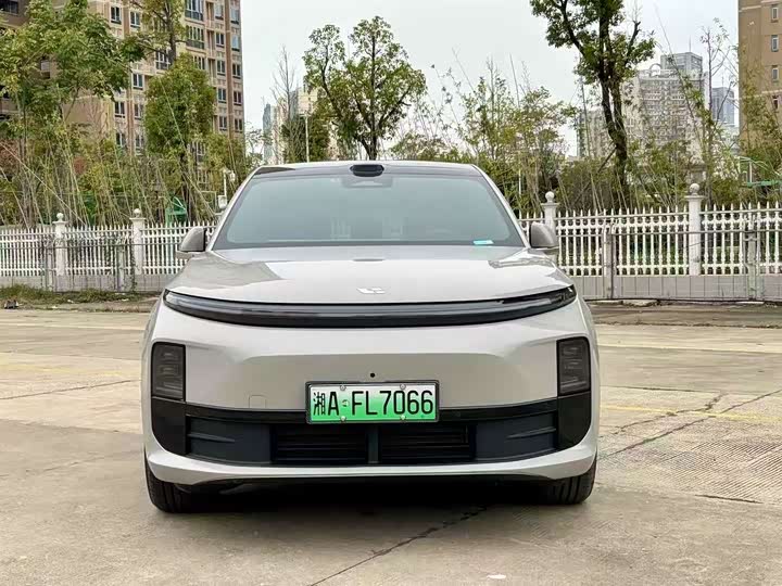 Фото 2 - LiXiang L6