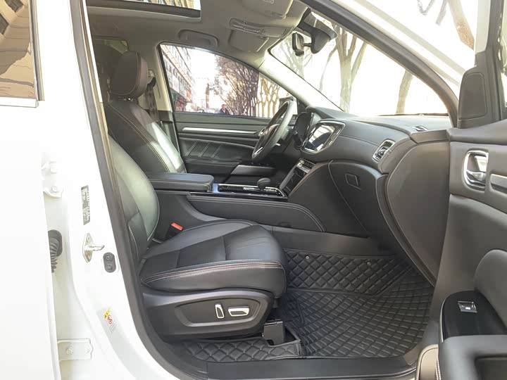 Фото 14 - GAC Trumpchi GS8