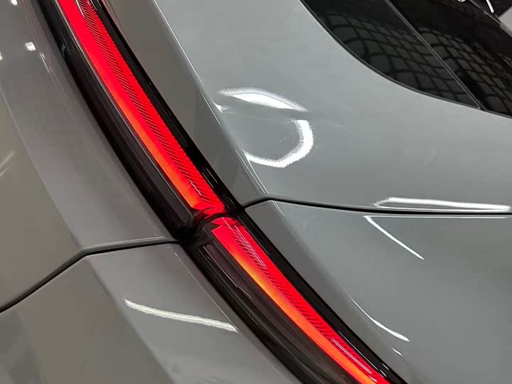 Фото 13 - Nio ET5