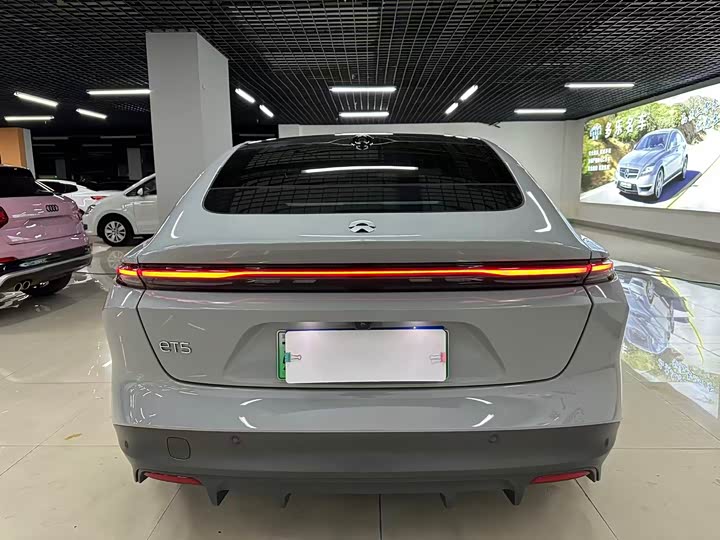 Фото 7 - Nio ET5