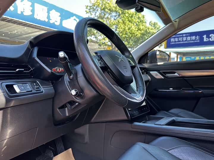 Фото 16 - XPeng G3