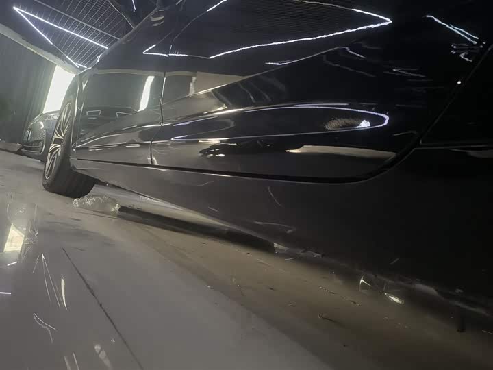 Фото 22 - Audi A6L