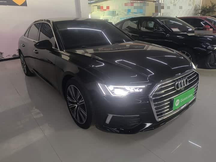 Фото 4 - Audi A6L