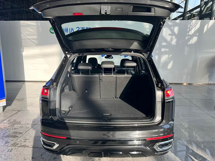 Фото 10 - Volkswagen Tayron