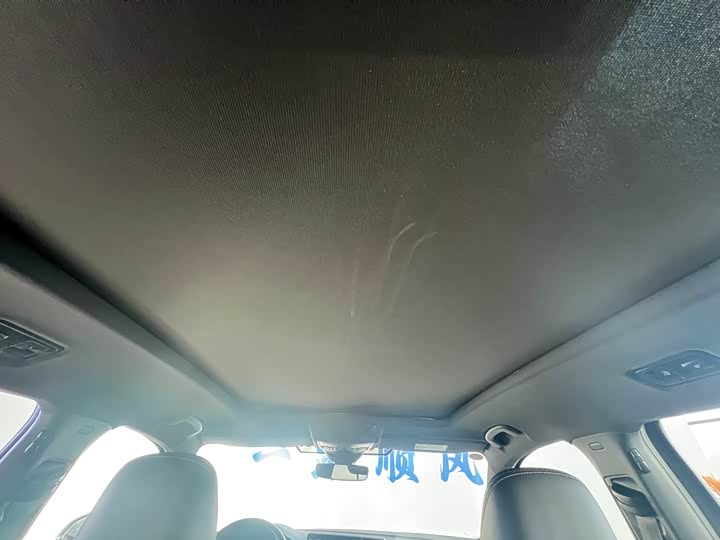 Фото 25 - Volkswagen Tayron