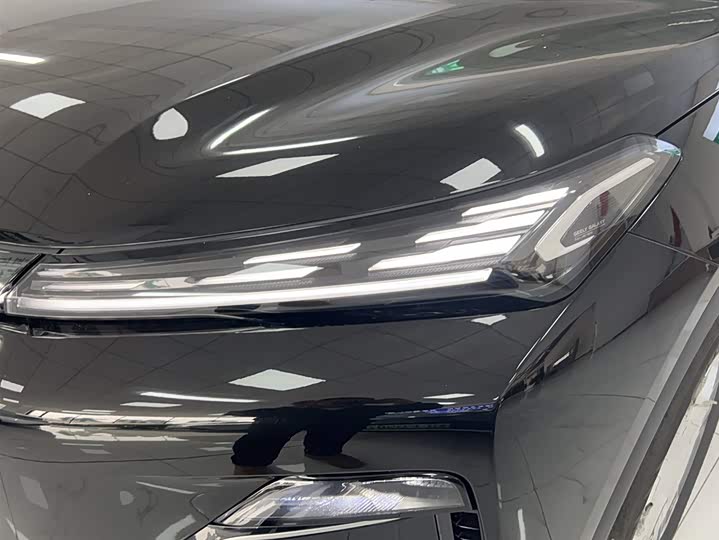 Фото 3 - Geely Galaxy Starship 7