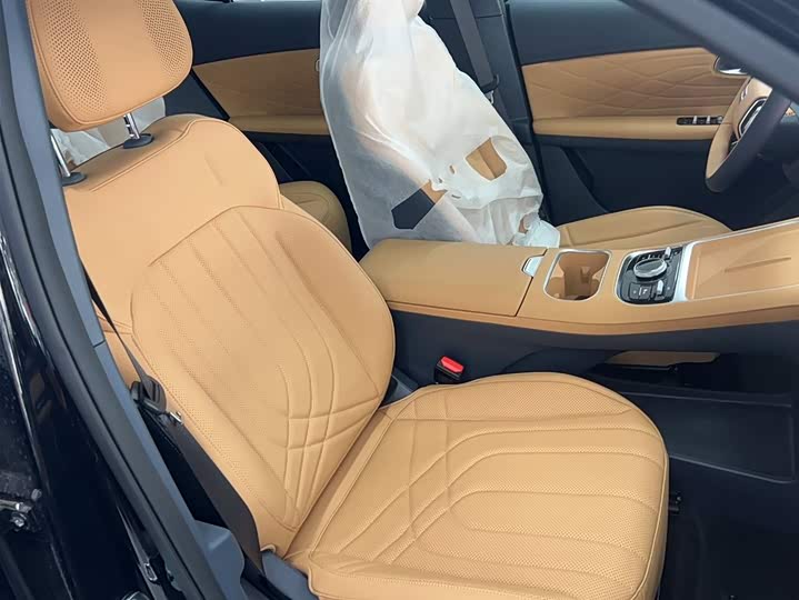 Фото 4 - Geely Galaxy Starship 7