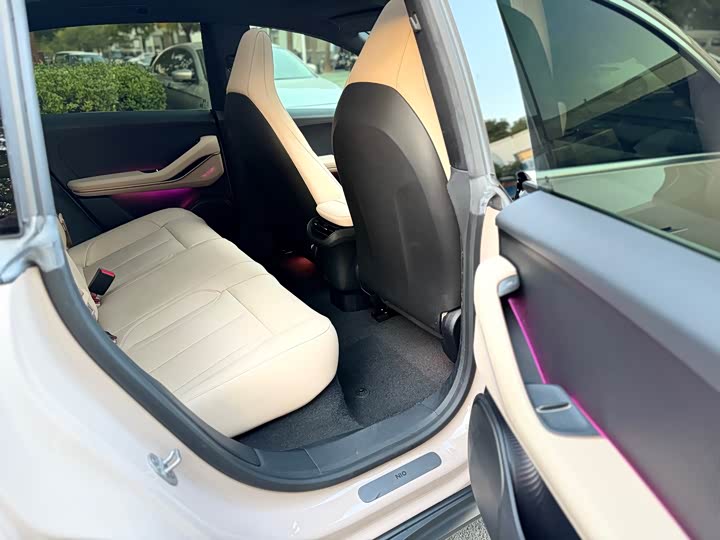 Фото 10 - Nio ET5