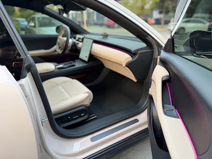 Фото 11 - Nio ET5